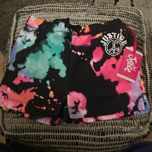 BRAND NEW GIRLS SHORT SIZE 7/8! NWT! SMOKE FREE HOME!